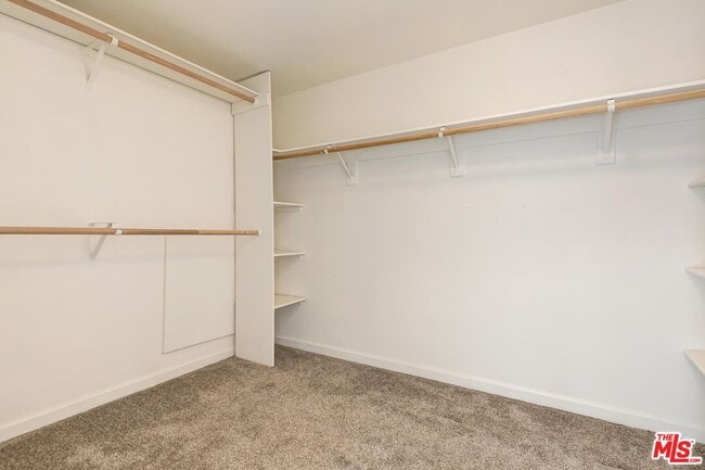 Building Photo - 13011 Mindanao Wy