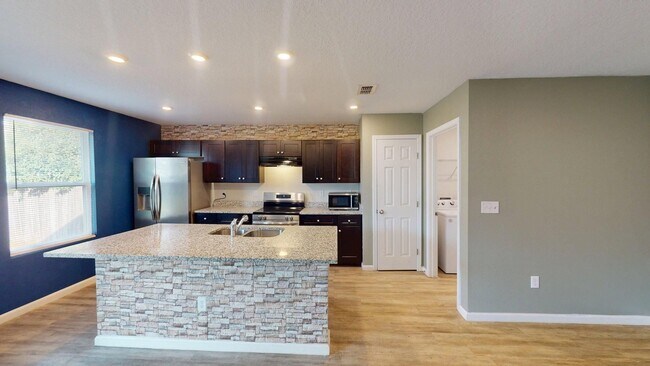 Building Photo - 3BR/ 2BA House - Jacksonville - Available NOW!