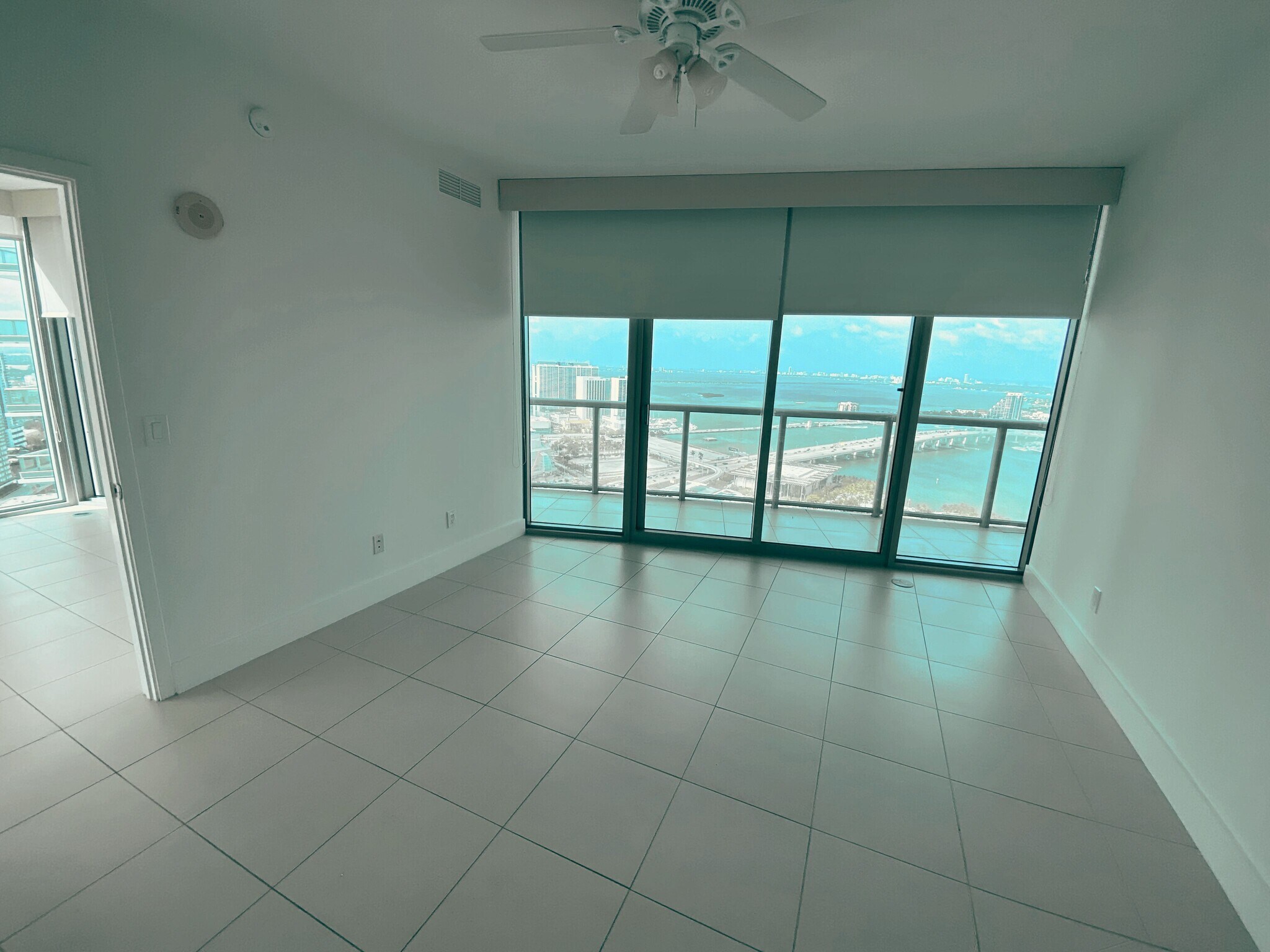 Building Photo - 888 Biscayne Blvd