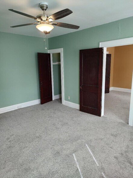 Building Photo - 634 Boulevard Ave