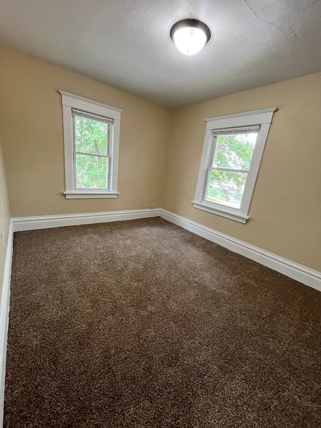 Building Photo - Spacious 4 Bed/2 Bath Rental Home!