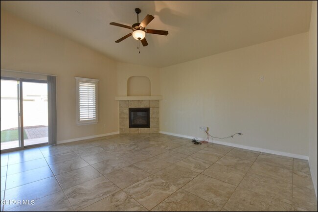 Building Photo - 14319 Owl Point Ave