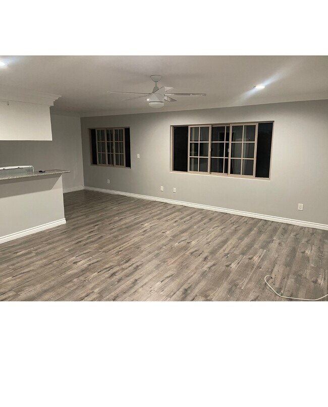 Livingroom - 11963 Truro Ave