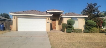 Building Photo - 3626 Azure Dr