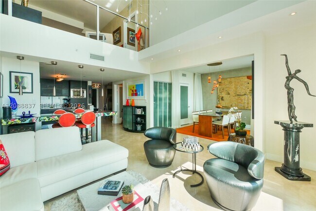 Building Photo - 900 Biscayne Blvd