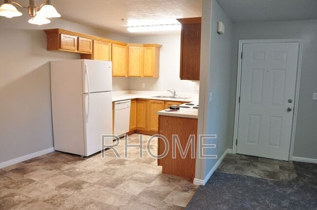 Building Photo - 1430 Westbury Way