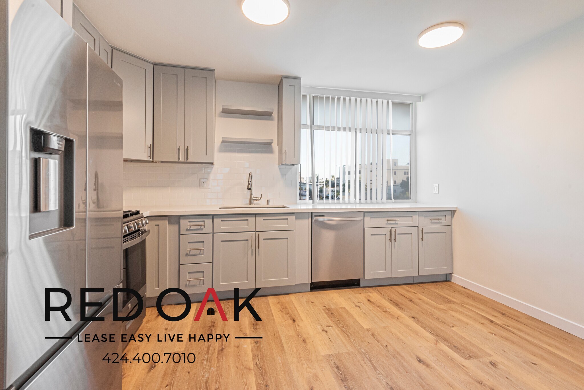 Building Photo - 511 N Kenmore Ave