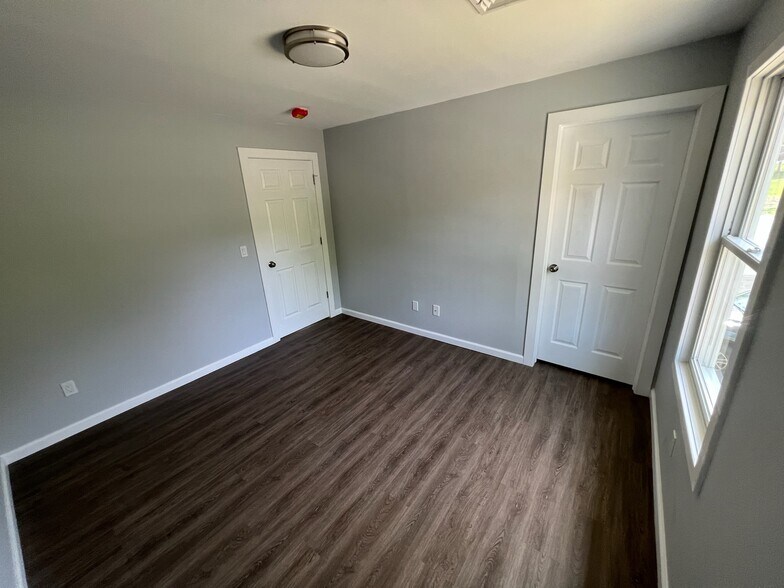 Building Photo - 74 Western Ave