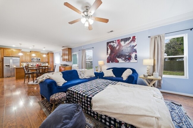 Building Photo - 507 Leonard Rd