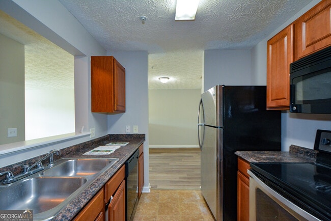 Building Photo - 4103 Fairington Club Dr