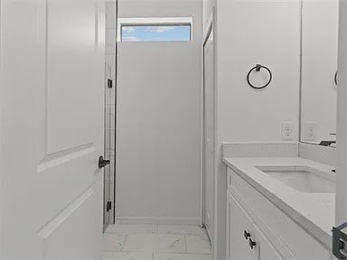 Building Photo - 1147 Edgerton Ave