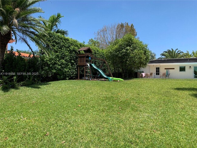 Building Photo - 14620 Fitzpatrick Rd