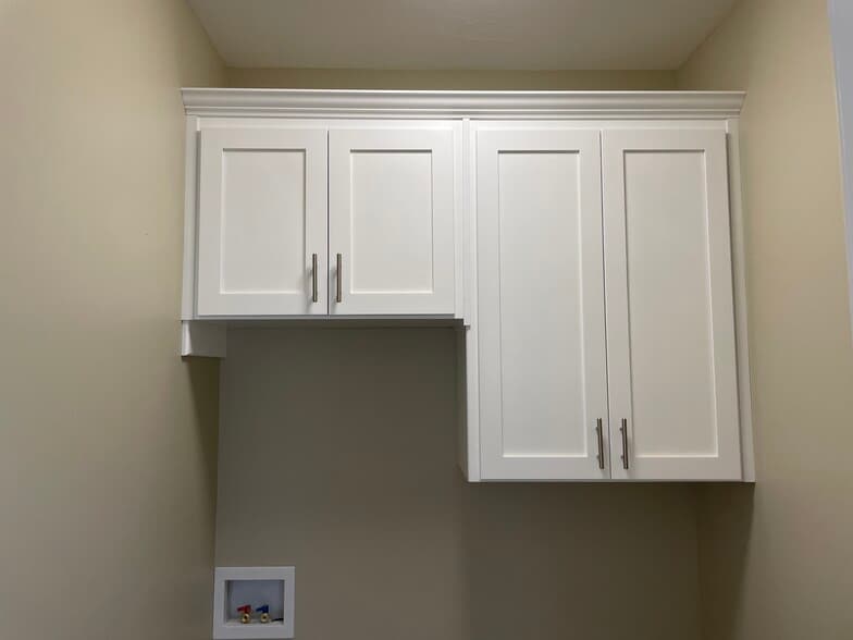 Building Photo - 775 Silvermaple Dr