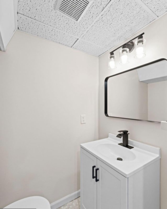 Building Photo - 622 Magnolia Ave