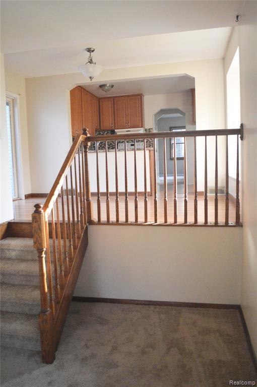 Building Photo - 8344 Ellis Rd