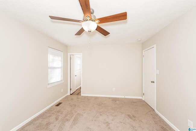 Building Photo - 2573 Gaylon St