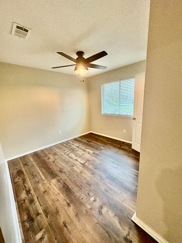 Building Photo - 385 Westward Dr