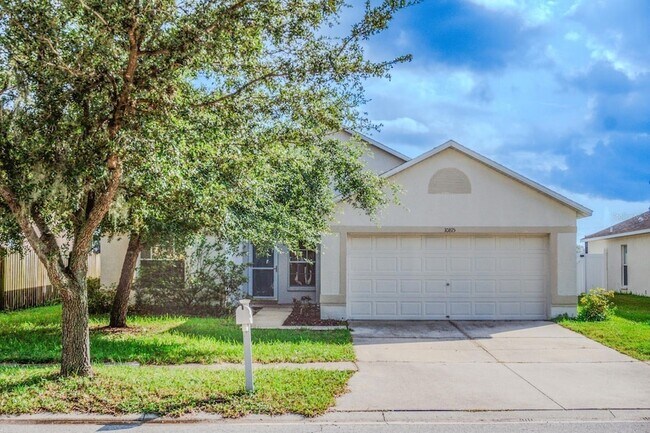 Building Photo - 10815 Lakeside Vista Dr