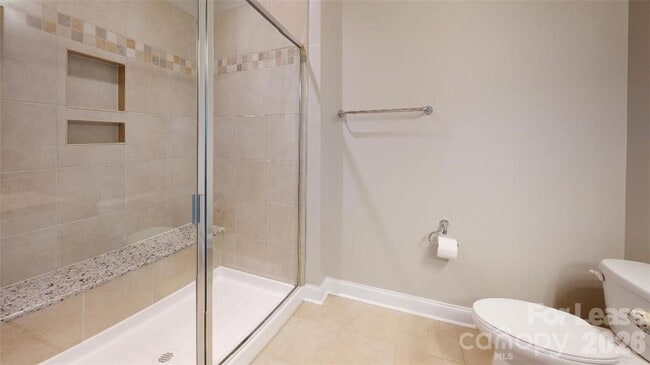 Building Photo - 1220 Madison Towns Ln