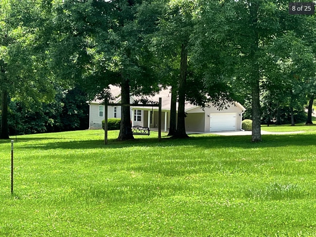 Building Photo - 2224 Peterson Rd