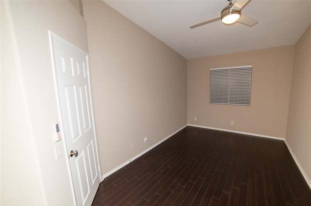 Building Photo - 424 Tava Ln