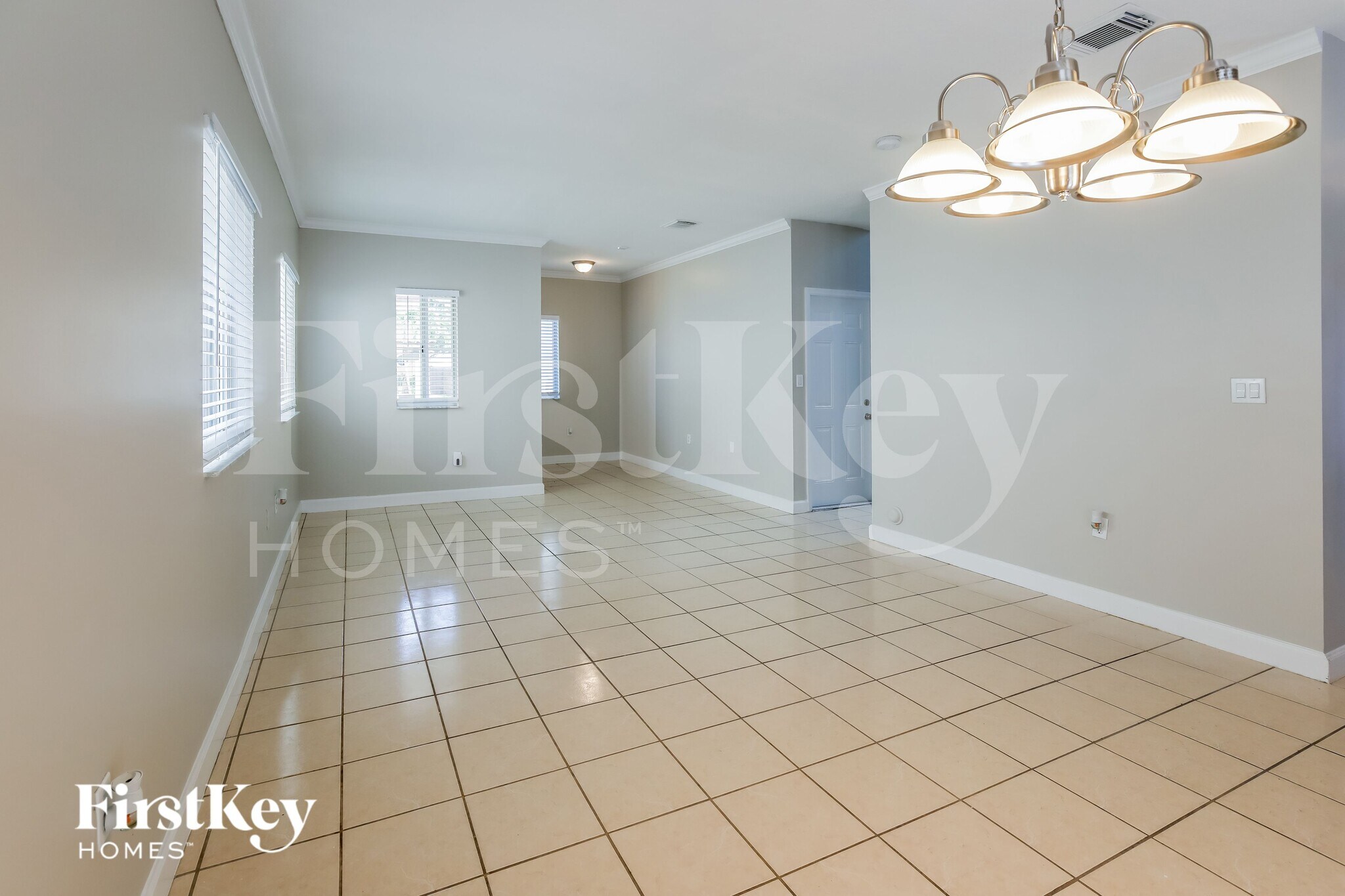 Building Photo - 2530 NE 41st Terrace