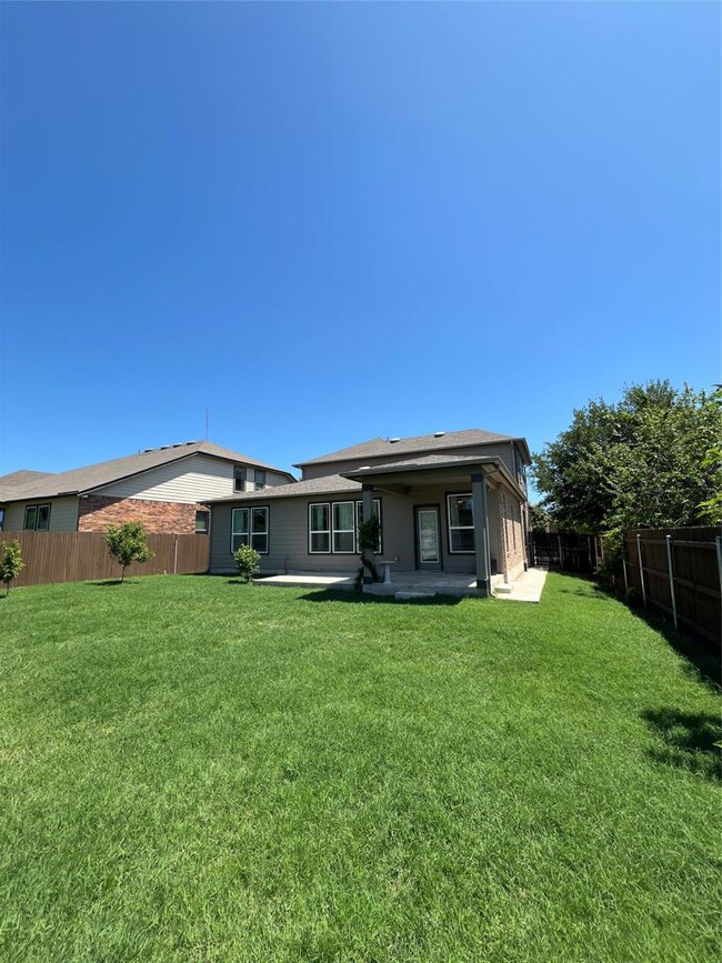 Building Photo - 1403 Grande Mesa Dr