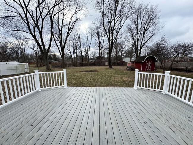 Building Photo - 202 Furbee Dr