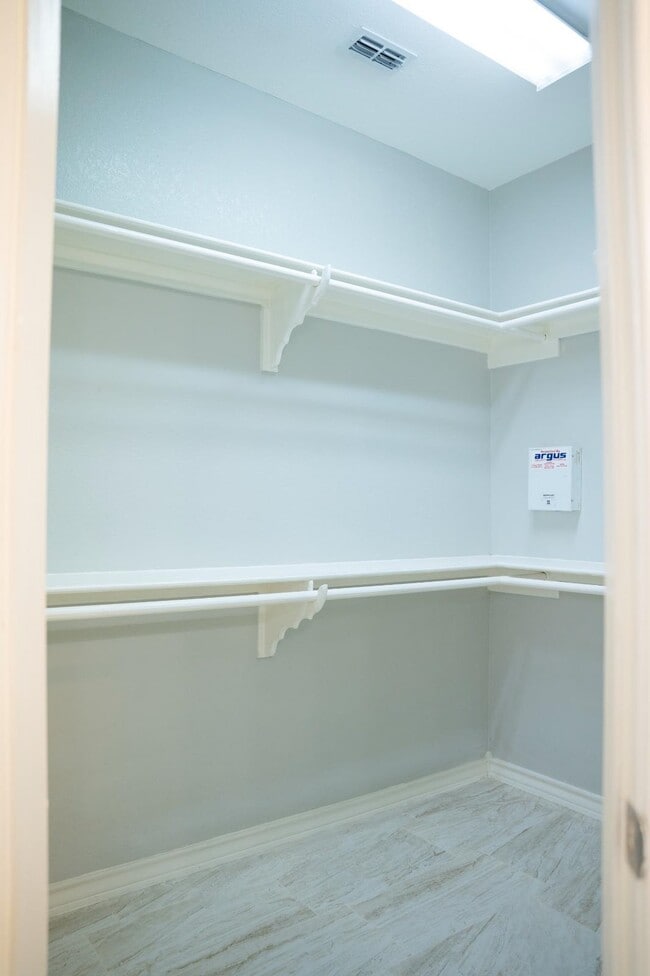 Building Photo - 8801 Justice Dr