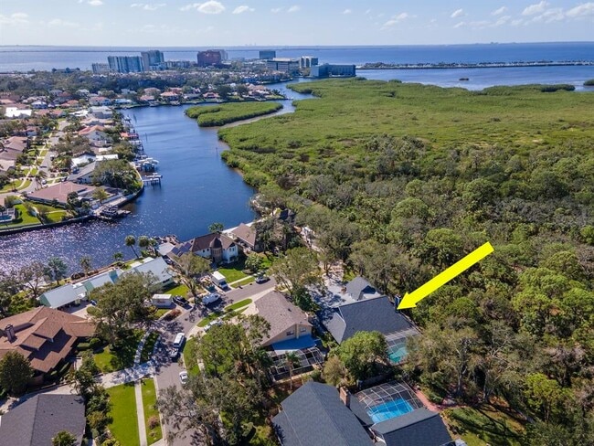 Building Photo - 4202 Deepwater Ln