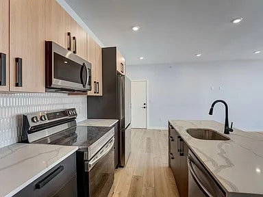 Building Photo - 1112 E Berks St