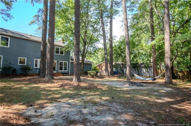 Building Photo - 3356 Quarry Dr