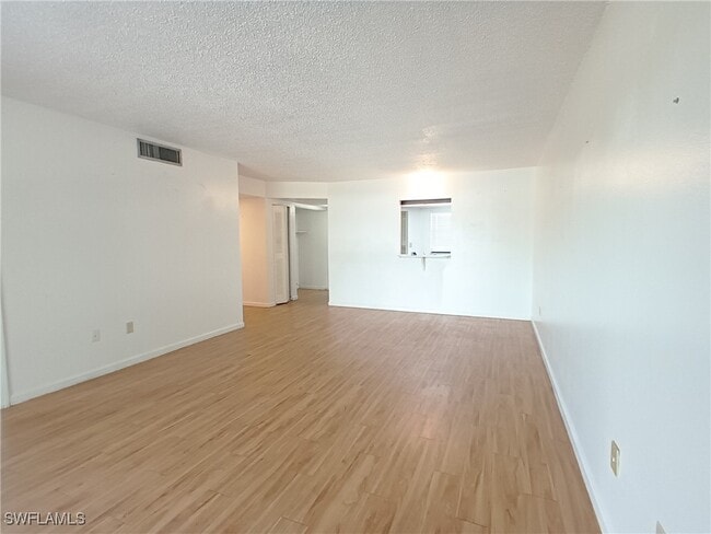 Building Photo - 4440 Orchid Blvd