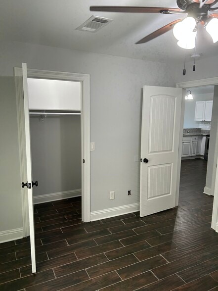 Building Photo - 193 Chevrolet St