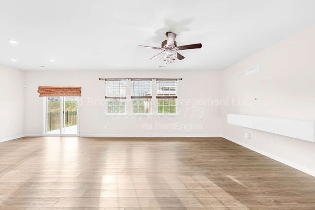 Building Photo - 14924 Nichols Hall Dr