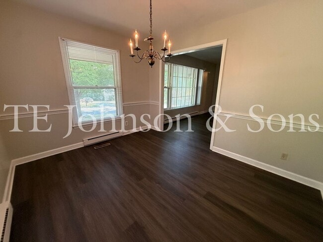 Building Photo - 2722 Winslow Ln