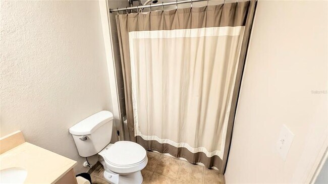 Building Photo - 1064 N Tamiami Trl