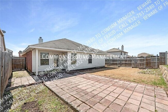 Building Photo - 1118 Grace Dr