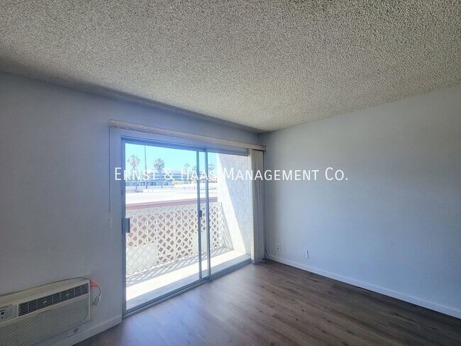 Building Photo - 3565 Linden Ave