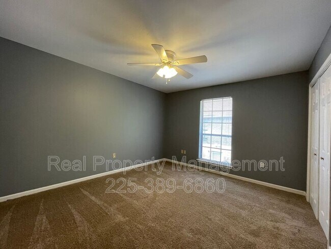 Building Photo - 1724 Brightside Dr