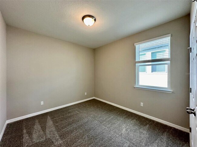 Building Photo - 4869 Lacewing Dr