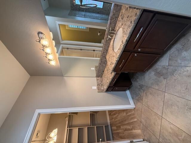 Building Photo - 5703 S Parkcrest St