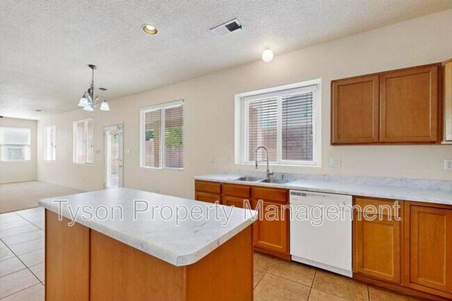 Building Photo - 3425 Oasis Springs Rd NE
