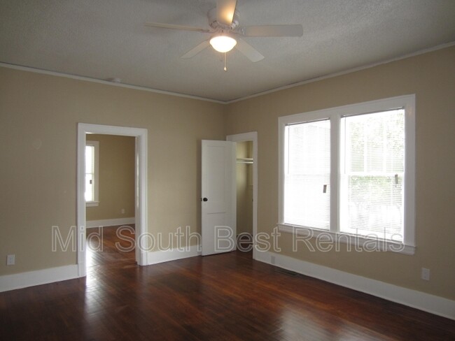 Building Photo - 1498 Jackson