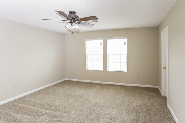 Building Photo - 9966 Chariden Dr
