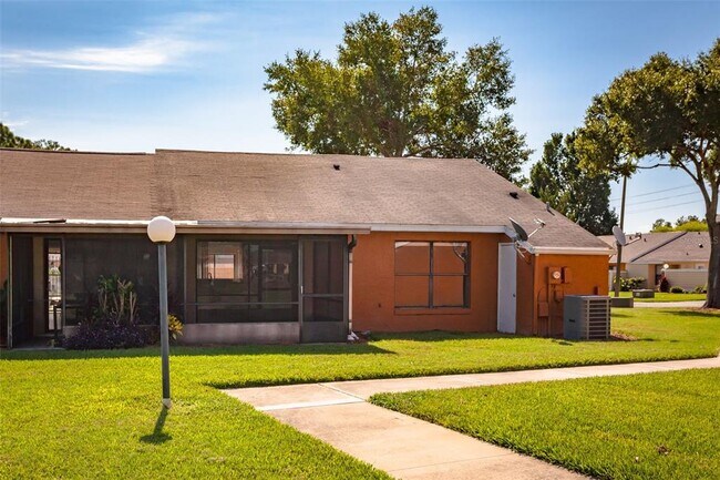 Building Photo - 85 Silver Park Cir