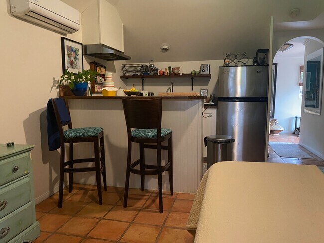 Building Photo - 4721 Cartwright Ave