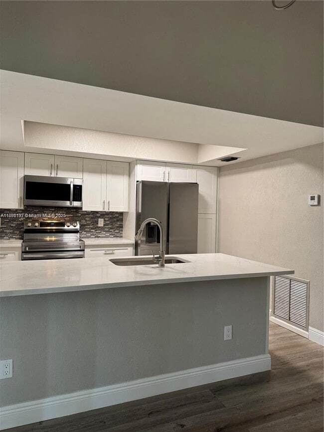 Building Photo - 4057 SW Haycroft St