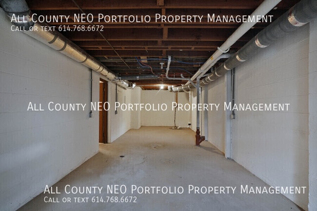 Building Photo - 148 S Kellner Rd