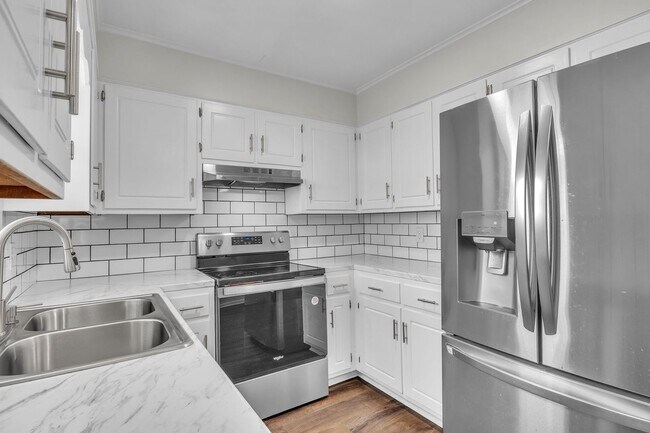 Building Photo - 108 Womack Rd